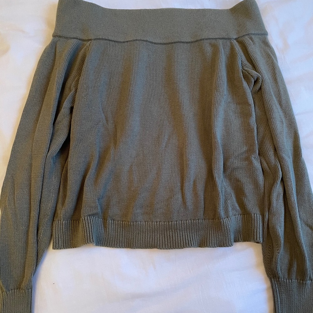 Sweater - Picture 2 of 2